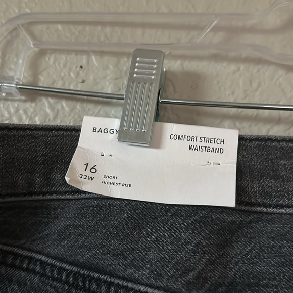 American Eagle Baggy Jeans in Black Wash - Picture 4 of 5